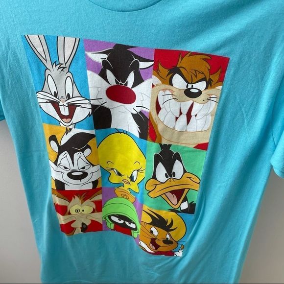 looney Tunes Characters Sz M Blue Tee - Picture 2 of 5